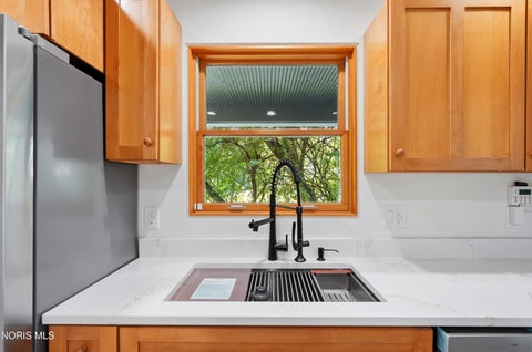 Tiny photo for 117 Mulberry Street, Perrysburg, OH 43551 (MLS # 10012646)