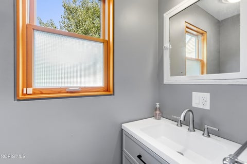 Tiny photo for 117 Mulberry Street, Perrysburg, OH 43551 (MLS # 10012646)