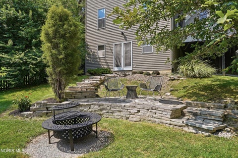 Tiny photo for 117 Mulberry Street, Perrysburg, OH 43551 (MLS # 10012646)