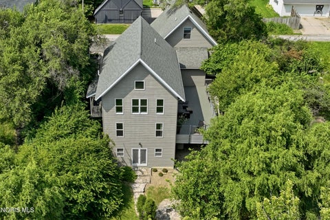 Photo of 117 Mulberry Street, Perrysburg, OH 43551 (MLS # 10012646)