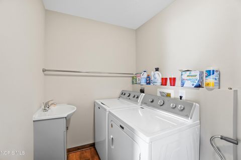 Tiny photo for 5980 Arapaho Avenue, Walbridge, OH 43465 (MLS # 10007489)
