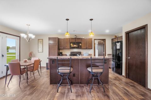 Tiny photo for 5980 Arapaho Avenue, Walbridge, OH 43465 (MLS # 10007489)