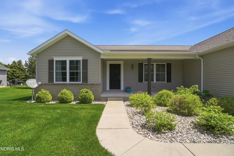 Tiny photo for 5980 Arapaho Avenue, Walbridge, OH 43465 (MLS # 10007489)