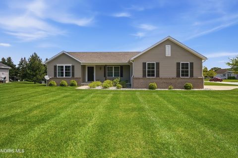 Tiny photo for 5980 Arapaho Avenue, Walbridge, OH 43465 (MLS # 10007489)