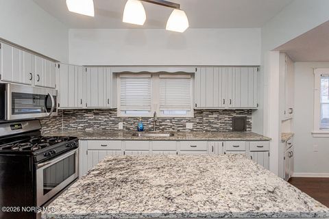 Tiny photo for 4322 Willys Parkway, Toledo, OH 43612 (MLS # 10003836)