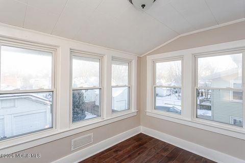 Tiny photo for 4322 Willys Parkway, Toledo, OH 43612 (MLS # 10003836)