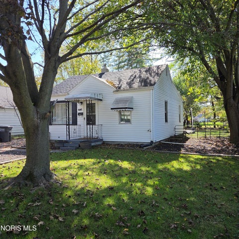 Photo of 645 W Northgate Parkway, Toledo, OH 43612 (MLS # 10014689)