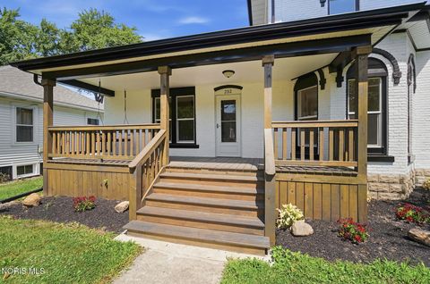 Tiny photo for 232 N Franklin Street, Wauseon, OH 43567 (MLS # 10010467)