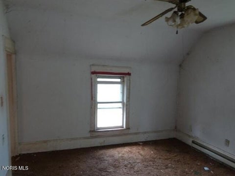 Tiny photo for 1521 Napoleon Street, Fremont, OH 43420 (MLS # 10012881)