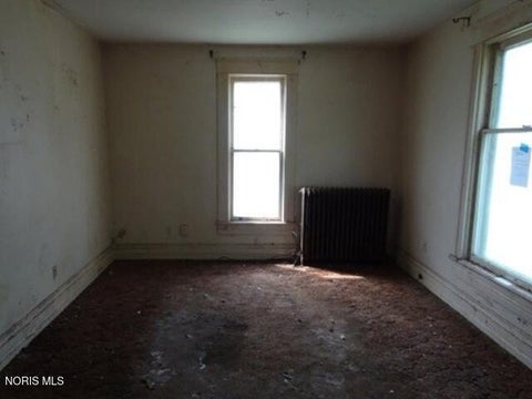Tiny photo for 1521 Napoleon Street, Fremont, OH 43420 (MLS # 10012881)