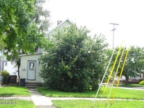 Photo of 1521 Napoleon Street, Fremont, OH 43420 (MLS # 10012881)