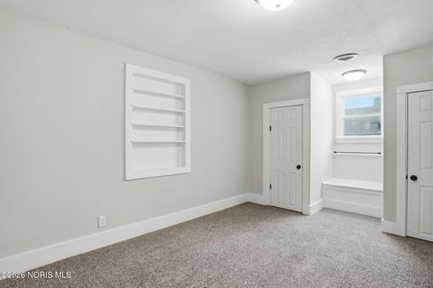 Tiny photo for 523 Center Street, Findlay, OH 45840 (MLS # 10002864)