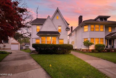 Photo of 4452 Pennfield Road, Toledo, OH 43612 (MLS # 10006828)