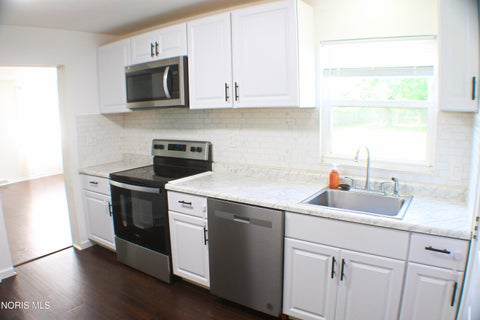 Tiny photo for 3516 Mcgregor Lane, Toledo, OH 43623 (MLS # 10009236)