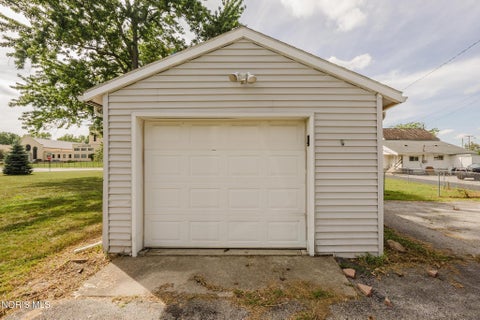 Tiny photo for 123 N Blanchard Street, Findlay, OH 45840 (MLS # 10013451)