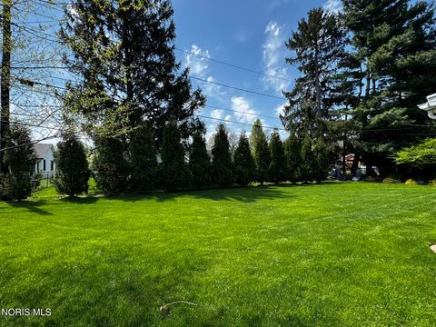 Tiny photo for 3749 N Beverly Hills Drive, Toledo, OH 43614 (MLS # 10006756)