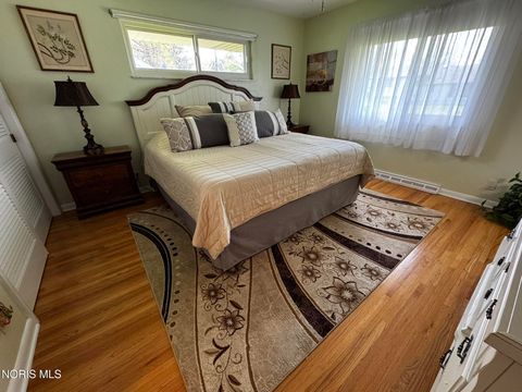 Tiny photo for 3749 N Beverly Hills Drive, Toledo, OH 43614 (MLS # 10006756)