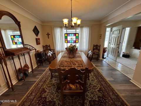 Tiny photo for 3749 N Beverly Hills Drive, Toledo, OH 43614 (MLS # 10006756)