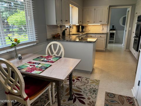 Tiny photo for 3749 N Beverly Hills Drive, Toledo, OH 43614 (MLS # 10006756)