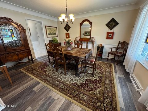 Tiny photo for 3749 N Beverly Hills Drive, Toledo, OH 43614 (MLS # 10006756)