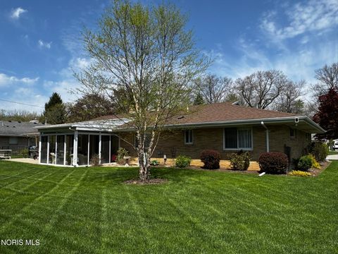 Tiny photo for 3749 N Beverly Hills Drive, Toledo, OH 43614 (MLS # 10006756)