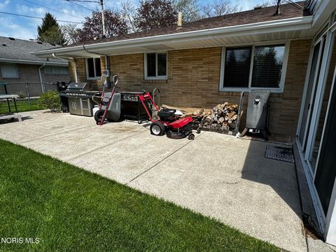 Tiny photo for 3749 N Beverly Hills Drive, Toledo, OH 43614 (MLS # 10006756)