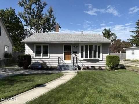 Photo of 5424 Fleet Road, Toledo, OH 43615 (MLS # 10013402)