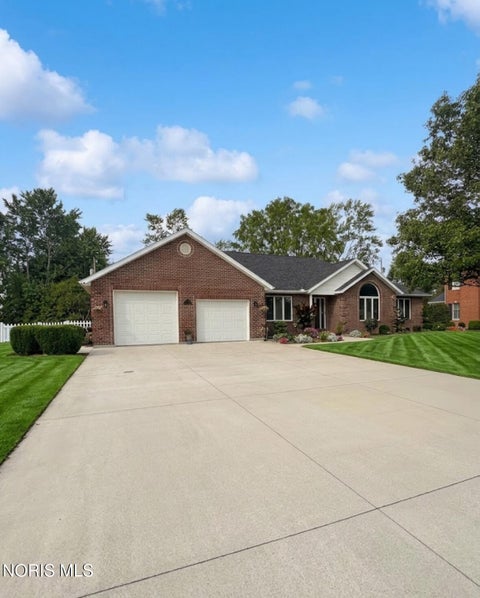 Tiny photo for 1127 Charlotte Circle, Van Wert, OH 45891 (MLS # 10014148)