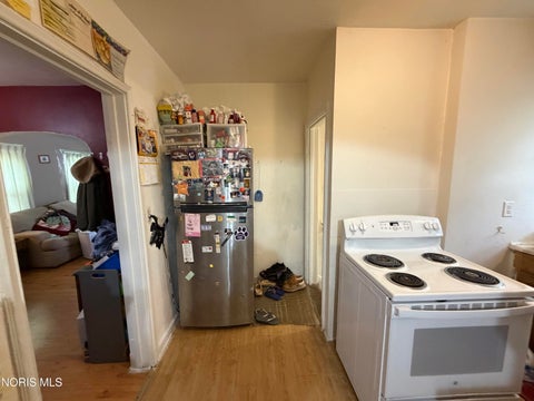 Tiny photo for 1387 Glenview Road, Toledo, OH 43614 (MLS # 10014633)