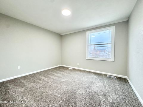 Tiny photo for 2051 Northridge Drive, Toledo, OH 43611 (MLS # 10002488)