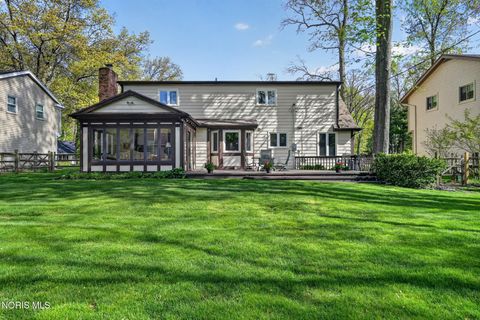 Tiny photo for 7111 Williamsburg Drive, Sylvania, OH 43560 (MLS # 10007683)
