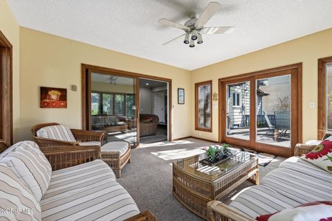 Tiny photo for 7111 Williamsburg Drive, Sylvania, OH 43560 (MLS # 10007683)