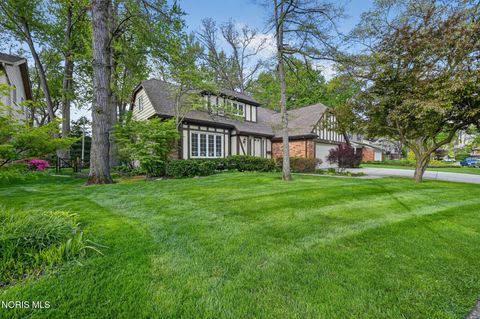 Tiny photo for 7111 Williamsburg Drive, Sylvania, OH 43560 (MLS # 10007683)