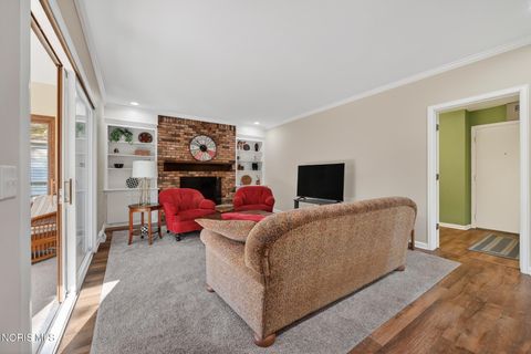 Tiny photo for 7111 Williamsburg Drive, Sylvania, OH 43560 (MLS # 10007683)