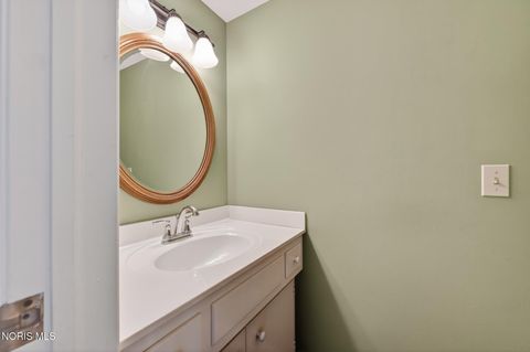 Tiny photo for 7111 Williamsburg Drive, Sylvania, OH 43560 (MLS # 10007683)