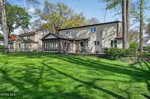 Tiny photo for 7111 Williamsburg Drive, Sylvania, OH 43560 (MLS # 10007683)