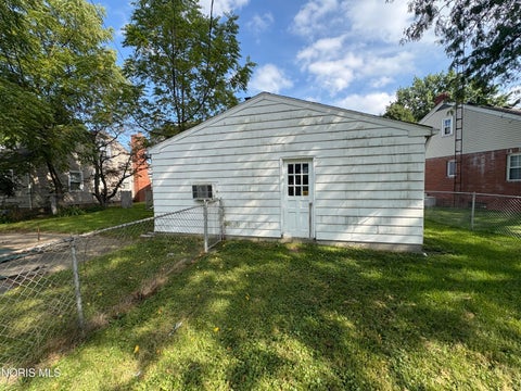 Tiny photo for 2821 Latonia Boulevard, Toledo, OH 43606 (MLS # 10014828)