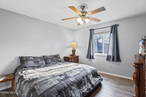 Tiny photo for 2018 Bonnie Doone Drive, Oregon, OH 43616 (MLS # 10005711)