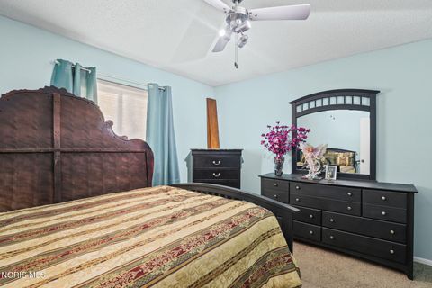 Tiny photo for 2018 Bonnie Doone Drive, Oregon, OH 43616 (MLS # 10005711)