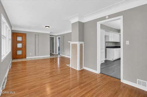 Tiny photo for 735 Russell Street, Toledo, OH 43608 (MLS # 10011702)