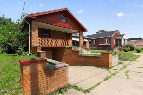 Tiny photo for 735 Russell Street, Toledo, OH 43608 (MLS # 10011702)