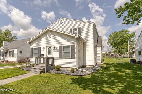 Tiny photo for 812 W College Avenue, Woodville, OH 43469 (MLS # 10006755)