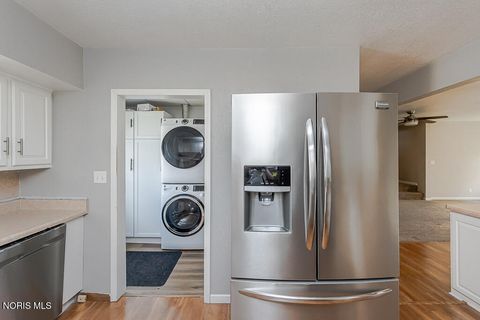 Tiny photo for 812 W College Avenue, Woodville, OH 43469 (MLS # 10006755)