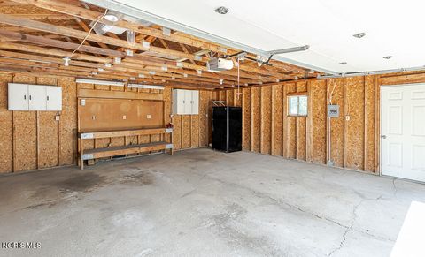 Tiny photo for 812 W College Avenue, Woodville, OH 43469 (MLS # 10006755)