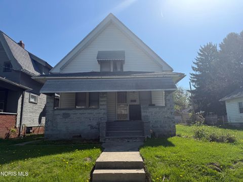 Photo of 1014 Evesham Avenue, Toledo, OH 43607 (MLS # 10006751)