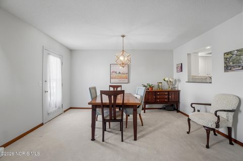 Tiny photo for 4145 Rodeo Drive # B, Sylvania, OH 43560 (MLS # 10003859)