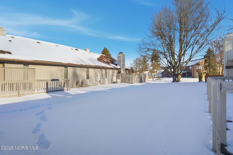 Tiny photo for 4145 Rodeo Drive # B, Sylvania, OH 43560 (MLS # 10003859)