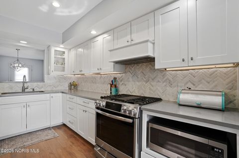 Tiny photo for 4145 Rodeo Drive # B, Sylvania, OH 43560 (MLS # 10003859)