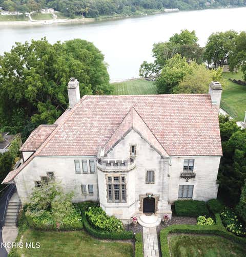 Photo of 2908 River Road, Maumee, OH 43537 (MLS # 10011378)