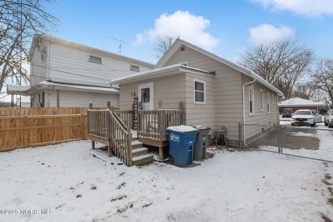 Tiny photo for 5762 Steffens Avenue, Toledo, OH 43623 (MLS # 10002198)